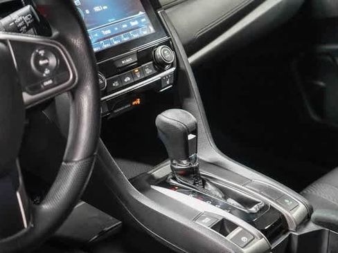 Used 2018 Honda Civic EX image 24