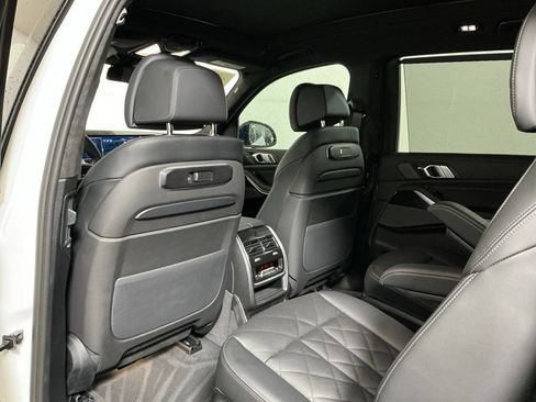 Certified 2026 BMW X7 xDrive40i w/ M Sport Package AWD/4WD image 25