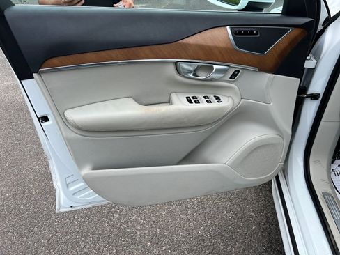 Used 2018 Volvo XC90 T6 Inscription w/ Convenience Package AWD/4WD image 14