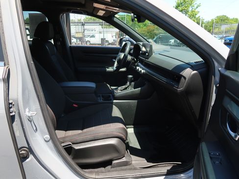 Used 2024 Honda CR-V Sport image 39