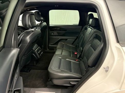 Used 2024 Lincoln Nautilus Reserve w/ Equipment Group 202A AWD/4WD image 21