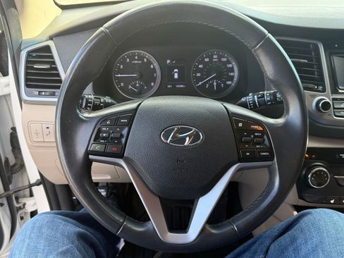 Used 2017 Hyundai Tucson Sport image 10