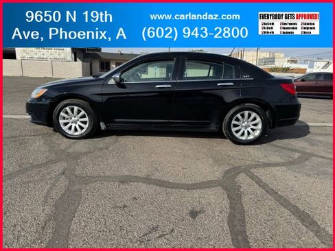 Used 2013 Chrysler 200 Limited image 4