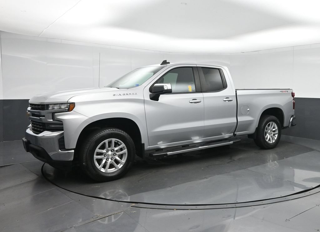 Used 2020 Chevrolet Silverado 1500 LT w/ Trailering Package AWD/4WD image 3