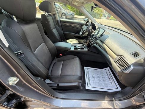 Used 2020 Honda Accord LX image 19