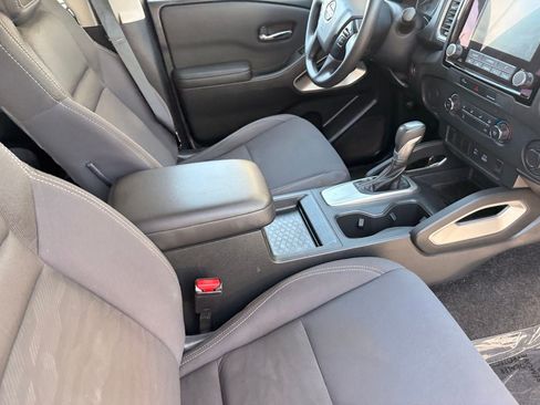 Certified 2024 Nissan Frontier SV RWD image 10