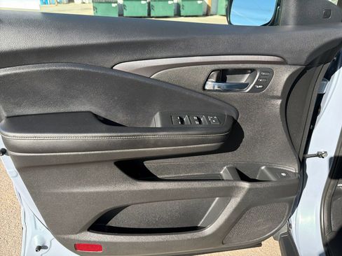Used 2023 Honda Ridgeline RTL image 14