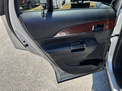 Used 2011 Lincoln MKX AWD w/ 102A Rapid Spec Order Code image 42