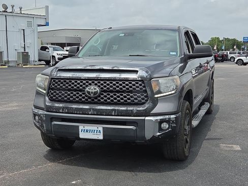 Used 2018 Toyota Tundra SR5 w/ SR5 Upgrade Package RWD image 12