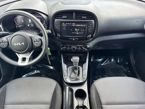 Used 2023 Kia Soul LX FWD image 16