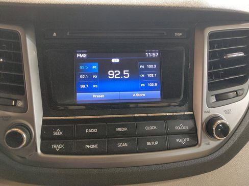Used 2018 Hyundai Tucson SE AWD/4WD image 25