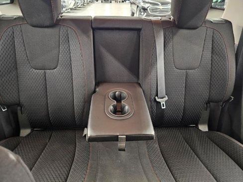 Used 2013 GMC Terrain SLE FWD image 31
