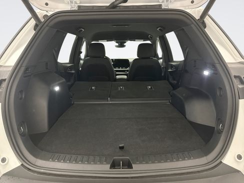 Used 2025 Chevrolet Equinox LT w/ Convenience Package II AWD/4WD image 21