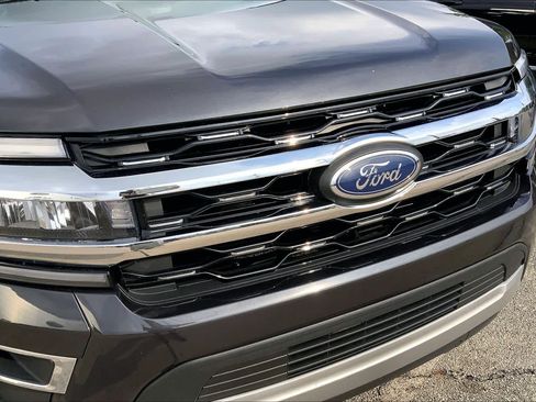 Used 2024 Ford Expedition Max Limited RWD image 30