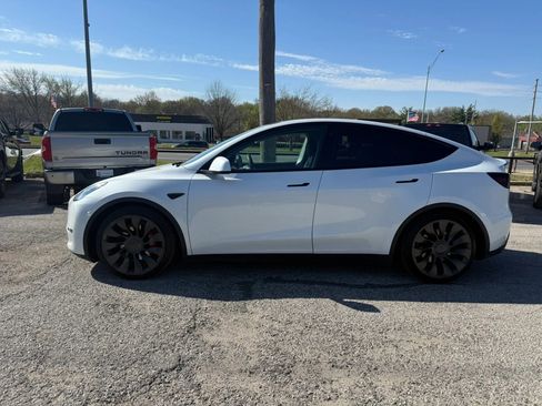 Used 2020 Tesla Model Y Performance image 6