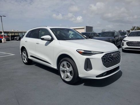 New 2025 Audi Q5 Premium Plus image 8