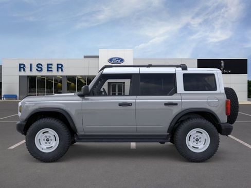 New 2026 Ford Bronco Heritage Edition AWD/4WD image 3