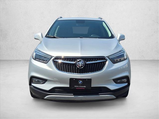 Used 2019 Buick Encore Essence FWD image 2