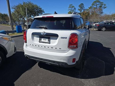 Used 2018 MINI Cooper Countryman w/ Premium Package image 2