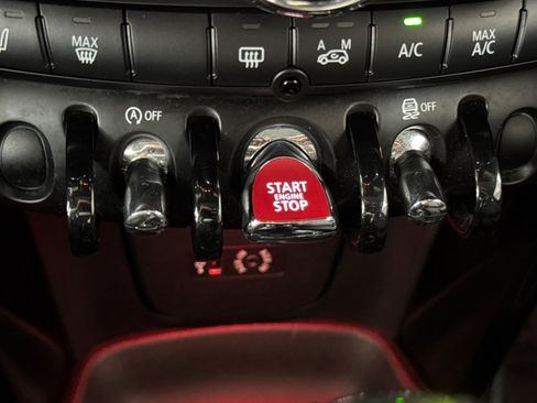 Used 2015 MINI Cooper S FWD image 17