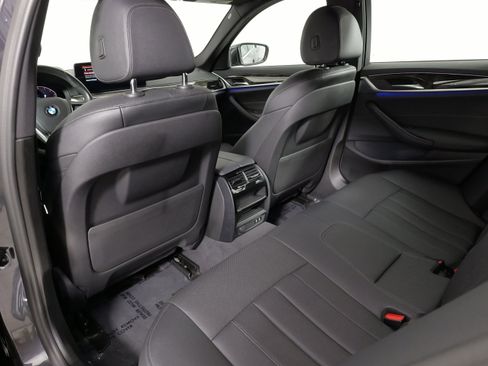 Used 2022 BMW 530i xDrive w/ Convenience Package AWD/4WD image 36