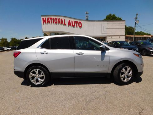 Used 2020 Chevrolet Equinox LT FWD image 4