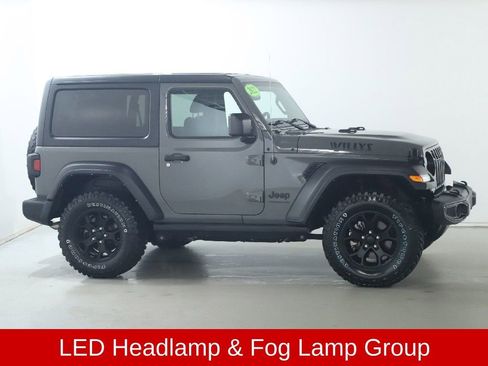 Used 2022 Jeep Wrangler Sport AWD/4WD image 12