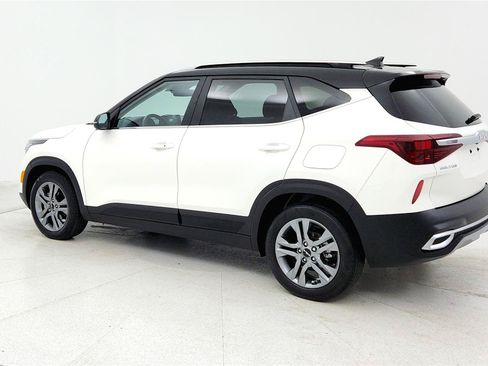 Used 2023 Kia Seltos S FWD image 3