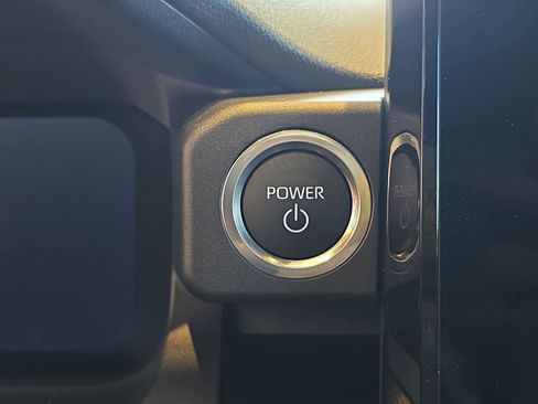 New 2026 Toyota 4Runner Limited AWD/4WD image 18