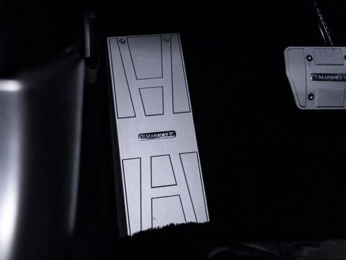 Used 2019 Rolls-Royce Dawn RWD image 26