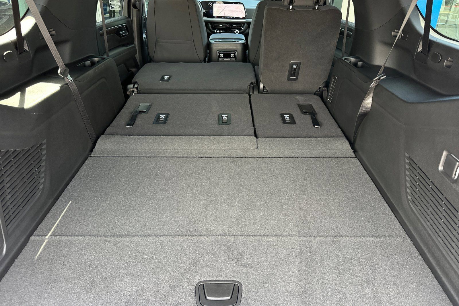 New 2026 Chevrolet Suburban LS w/ LPO, Dark Essentials Package RWD image 16