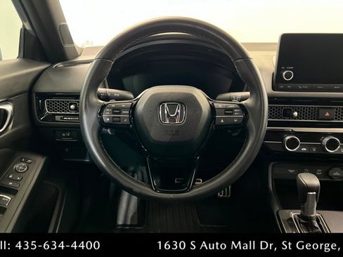 Used 2025 Honda Civic Sport image 12