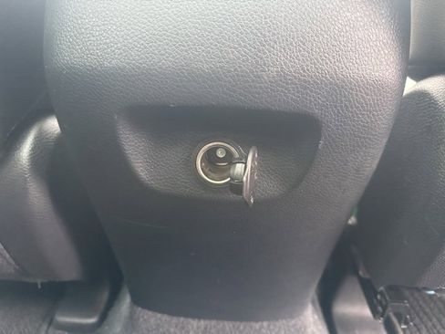 Used 2017 Hyundai Santa Fe Sport w/ 2.0T Ultimate Tech Package 05 image 16