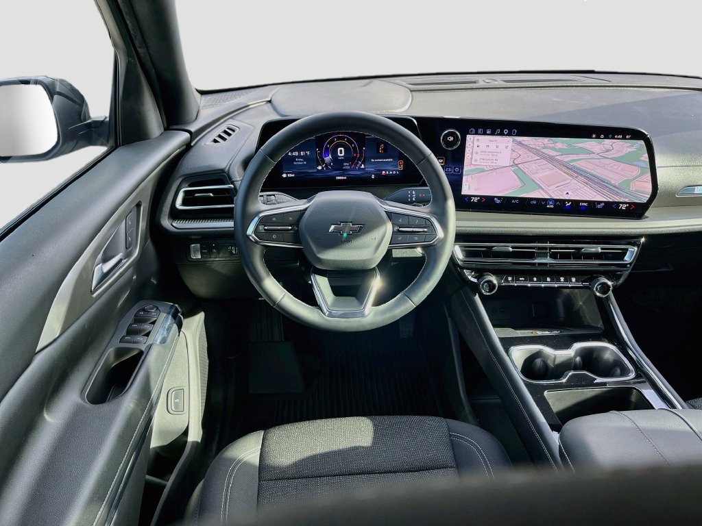 Used 2026 Chevrolet Traverse LT w/ Midnight/Sport Edition FWD image 22