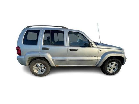 Used 2003 Jeep Liberty Limited image 7