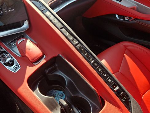 Used 2023 Chevrolet Corvette Stingray Preferred Conv w/ Z51 Performance Package RWD image 14