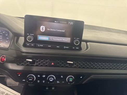 Used 2023 Honda Accord EX image 33