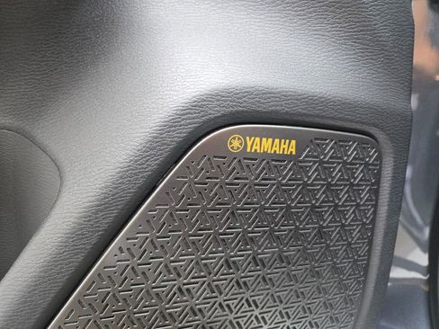 New 2025 Mitsubishi Outlander SE image 21