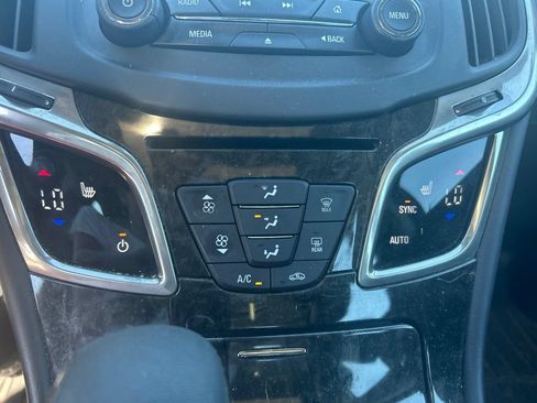 Used 2014 Buick LaCrosse Leather FWD image 7