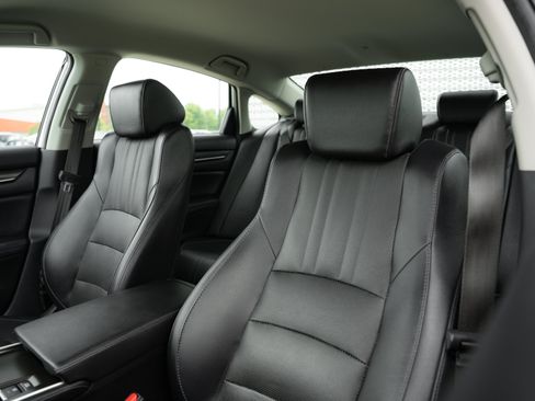 Used 2021 Honda Accord Sport Special Edition image 19