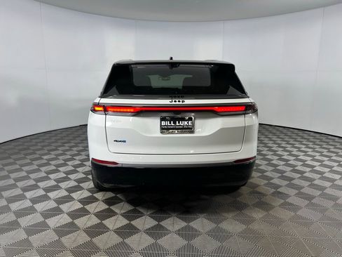 Used 2024 Jeep Wagoneer Launch Edition image 6