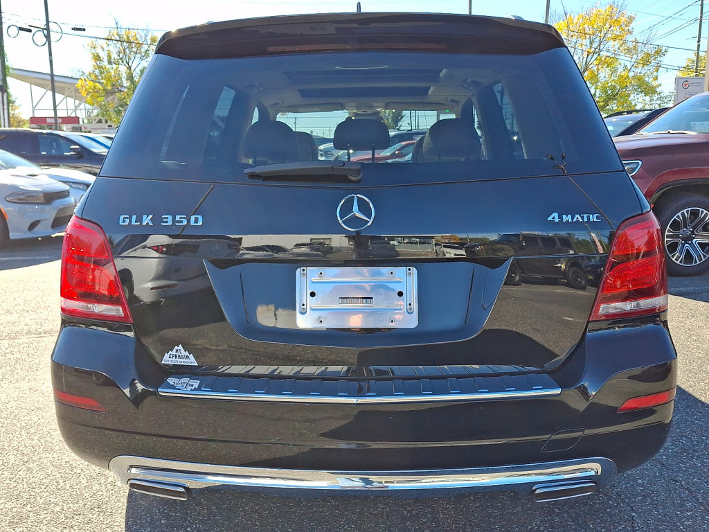 Used 2015 Mercedes-Benz GLK 350 4MATIC image 4