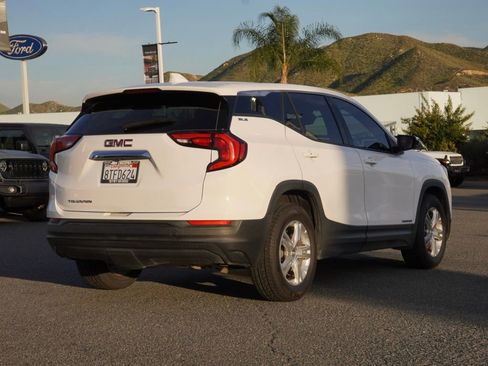 Used 2020 GMC Terrain SLE image 4