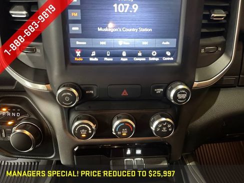 Used 2019 RAM 1500 Big Horn AWD/4WD image 3
