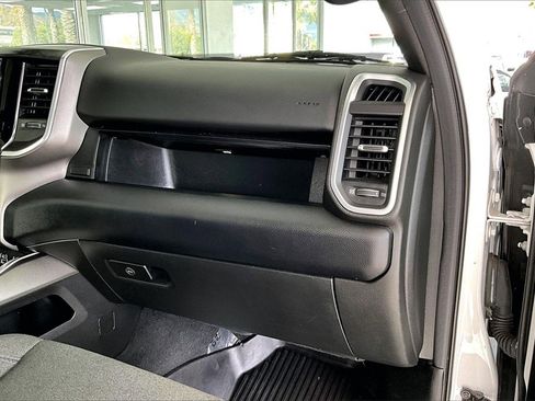 Used 2019 RAM 1500 Big Horn image 27