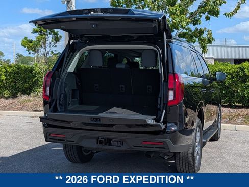 New 2026 Ford Expedition Active RWD image 17