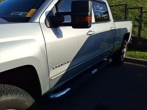 Used 2016 Chevrolet Silverado 2500 LT w/ All Star Edition AWD/4WD image 5