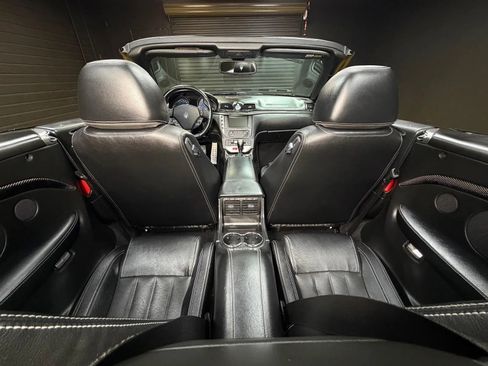 Used 2013 Maserati GranTurismo Convertible RWD image 16