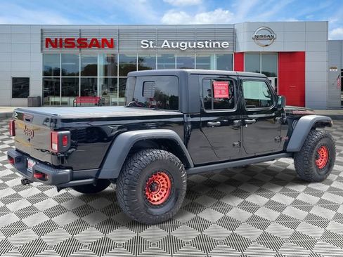 Used 2021 Jeep Gladiator Rubicon AWD/4WD image 2