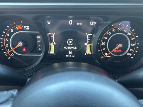Used 2025 Jeep Wrangler Unlimited Rubicon AWD/4WD image 20